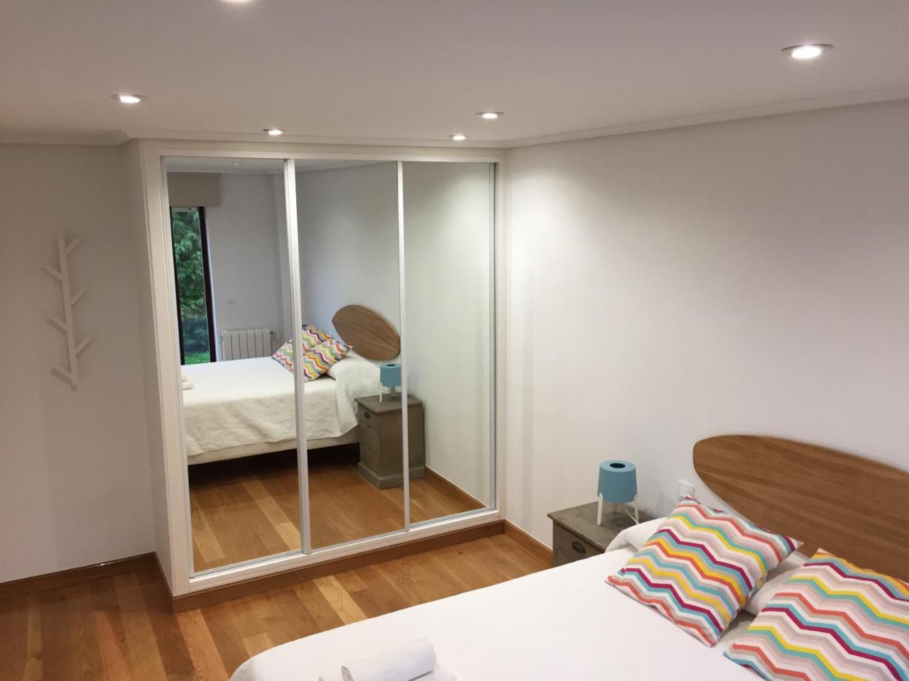 Somo Surfskate Hostel Castañedo 外观 照片