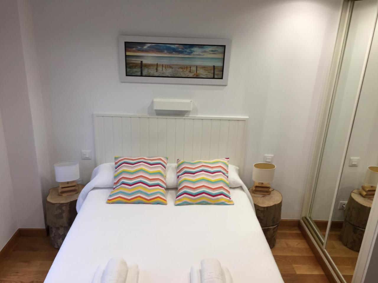 Somo Surfskate Hostel Castañedo 外观 照片